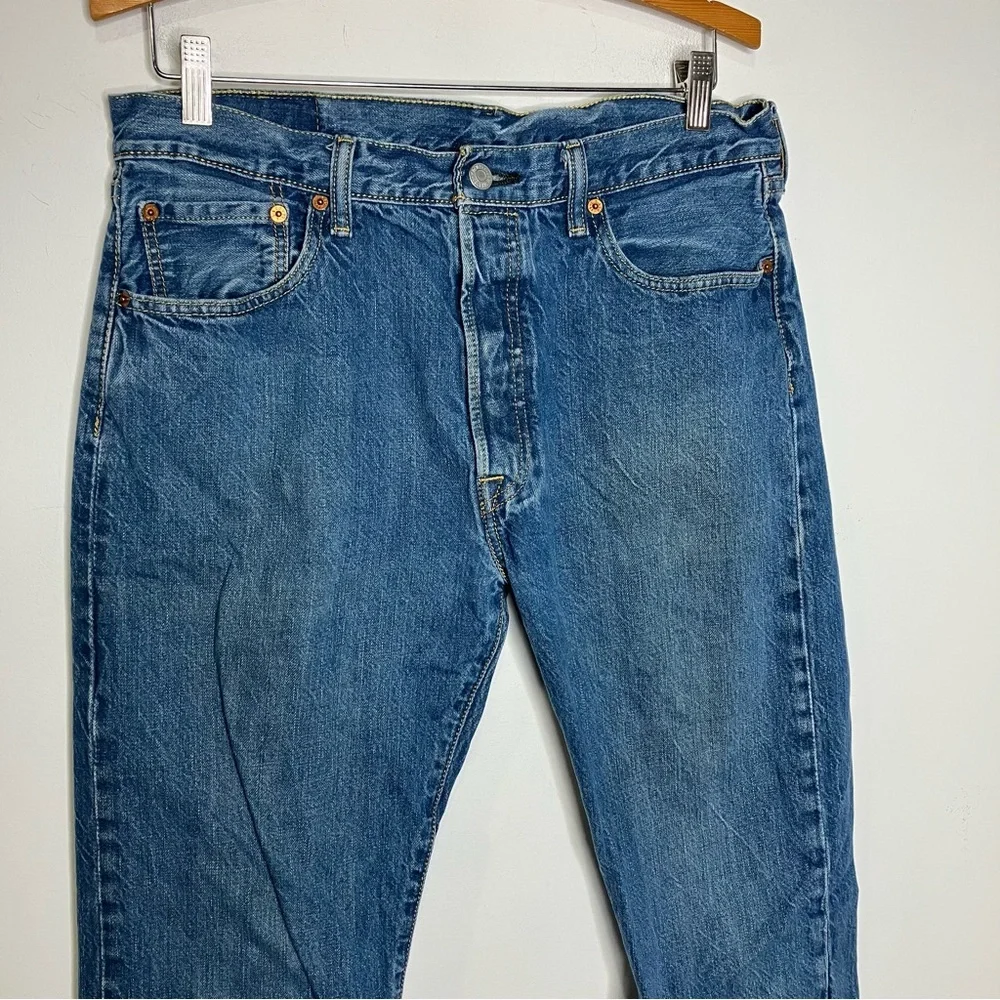 Levi’s 501 jeans red tab men’s‎ size 34 x 34 button fly casual trendy